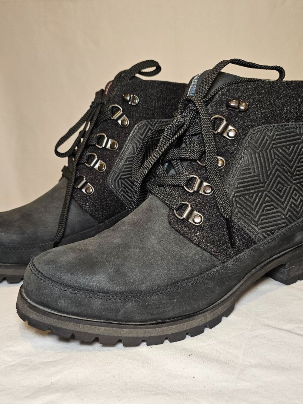 The North Face Bridgeton Lace Boots Women's Size 9 Black Suede Ankle Hiking